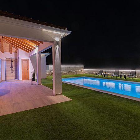 Villa Casa Del Sol à Dubrava  Extérieur photo