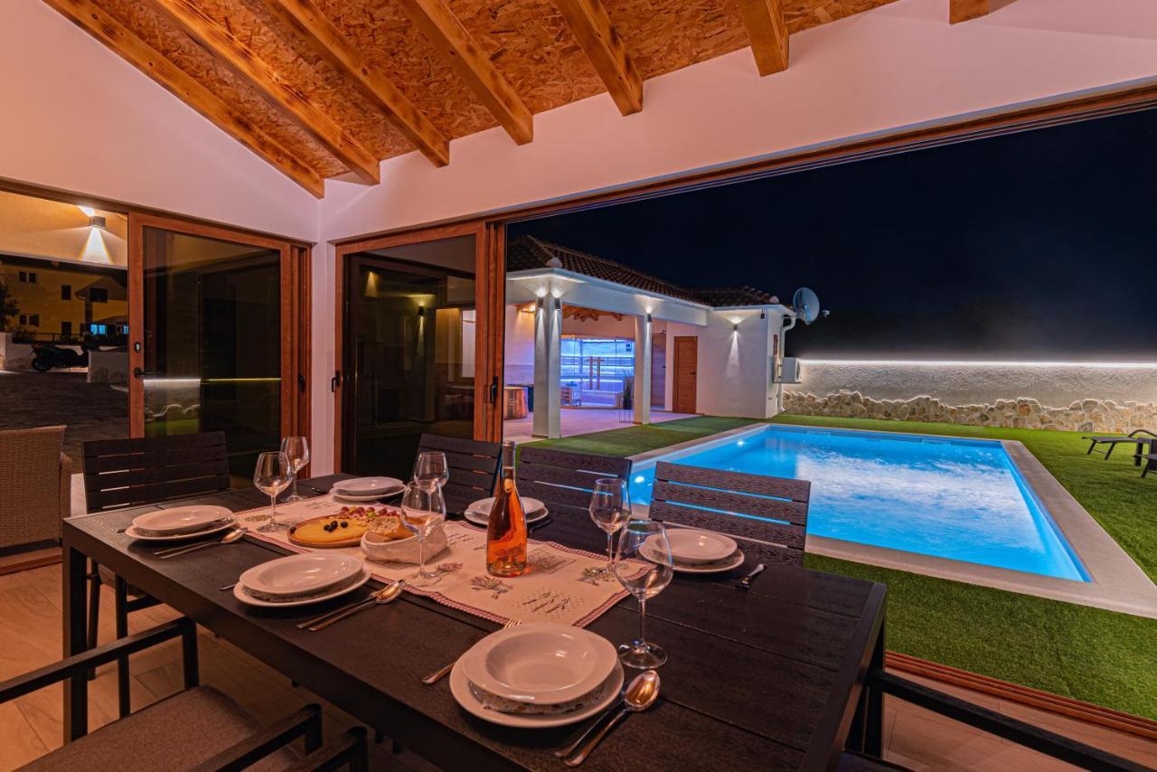 Villa Casa Del Sol à Dubrava  Extérieur photo