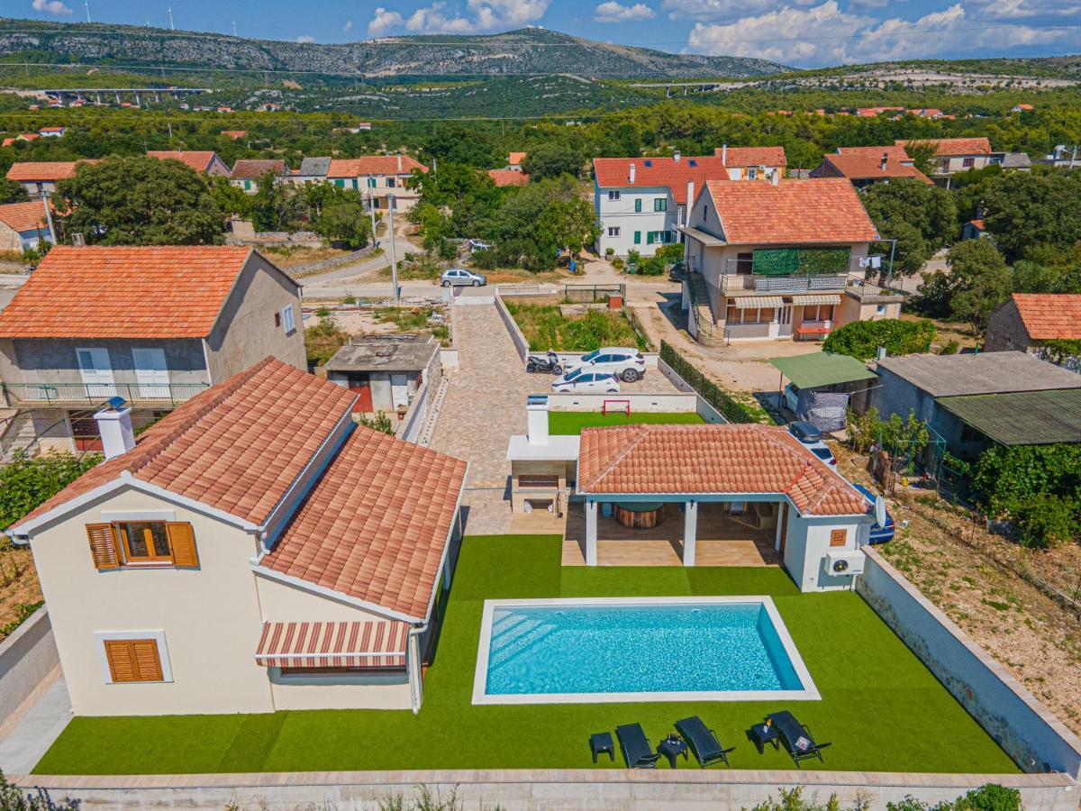 Villa Casa Del Sol à Dubrava  Extérieur photo